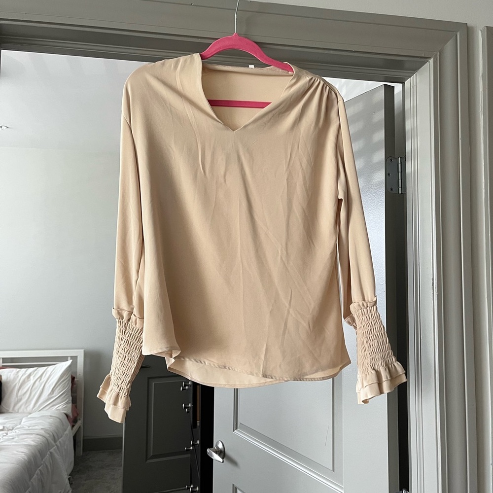 Tan Work Top